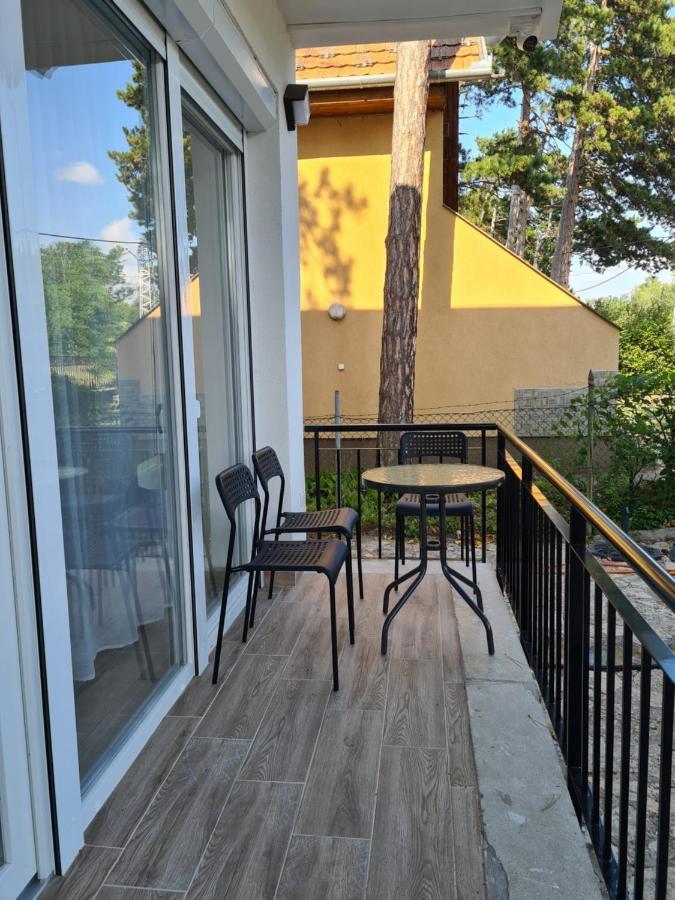 Oet Fenyo Apartmanhaz Сиофок Екстериор снимка
