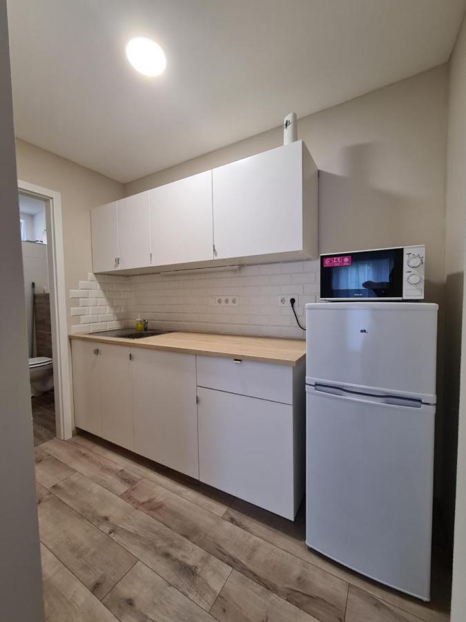 Oet Fenyo Apartmanhaz Сиофок Екстериор снимка