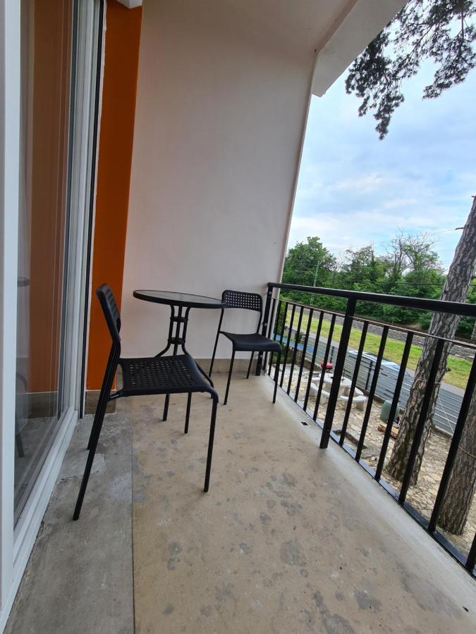 Oet Fenyo Apartmanhaz Сиофок Екстериор снимка
